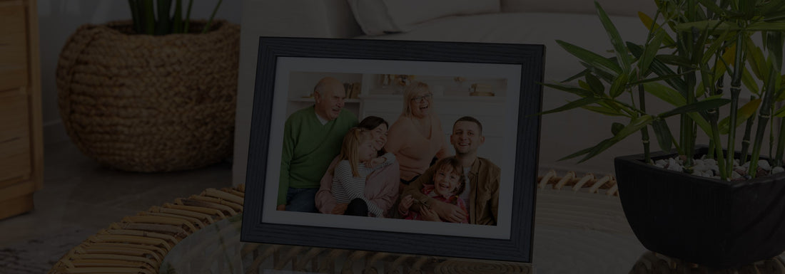 Beat the Holiday Rush with LuvLink's Photo Frames